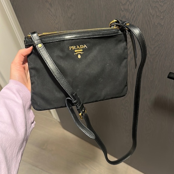 prada nylon crossbody bag - Picture 1 of 5